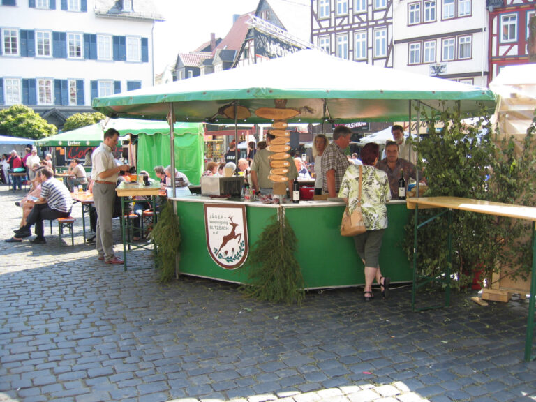 Tradition lebt wieder auf – die Jägervereinigung Butzbach beim Altstadtfest
